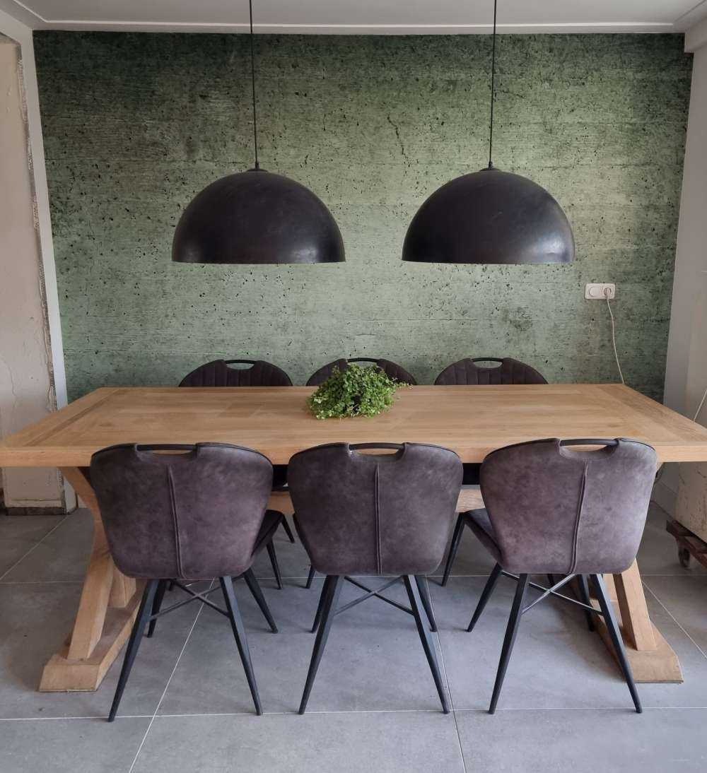 Grüne Betonwand