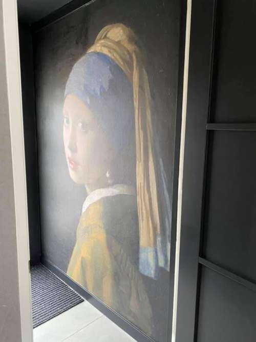 Mädchen mit der Perle