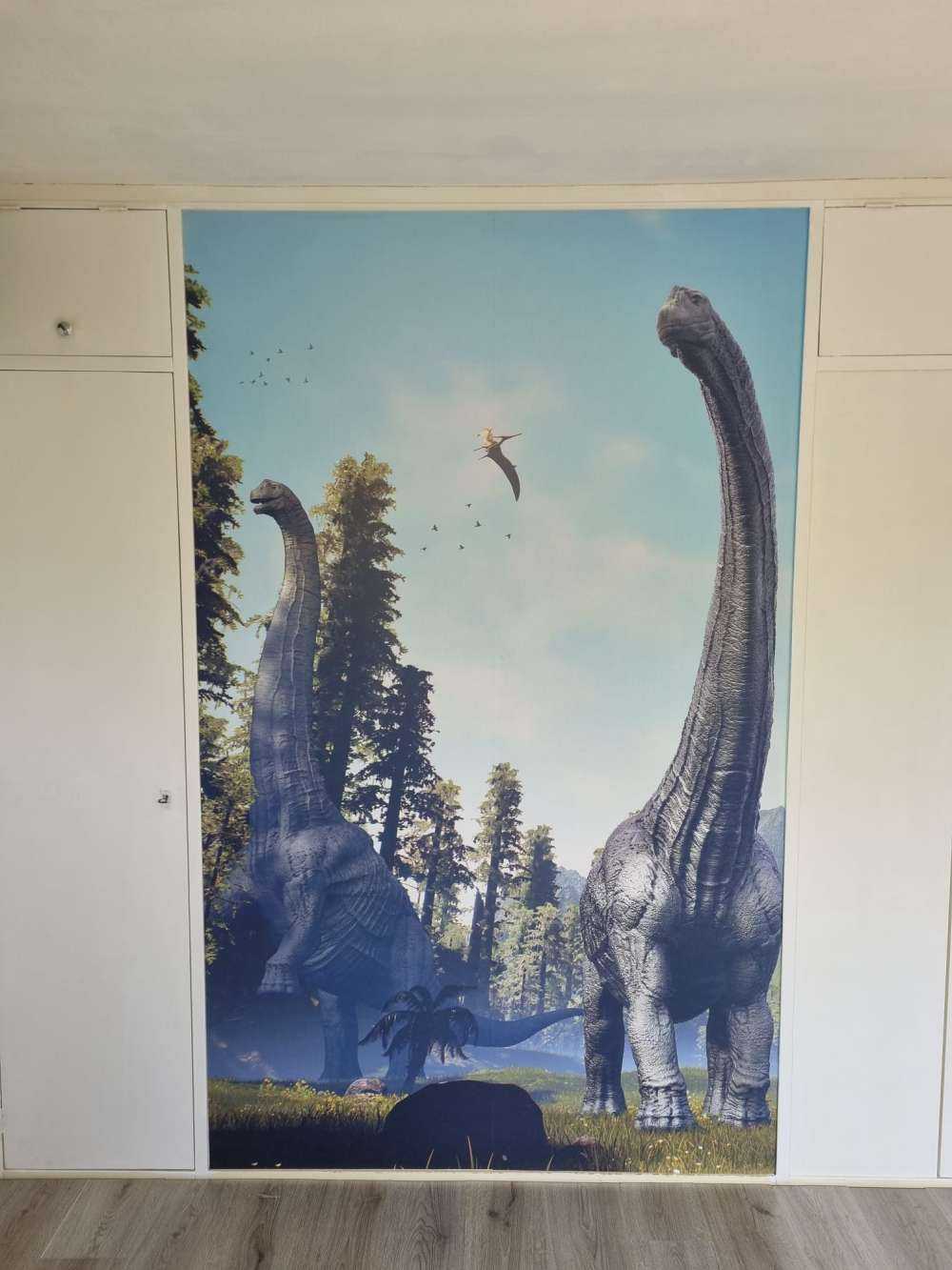 Alamosaurus-Gruppe bei der Wanderung durch ein Tal