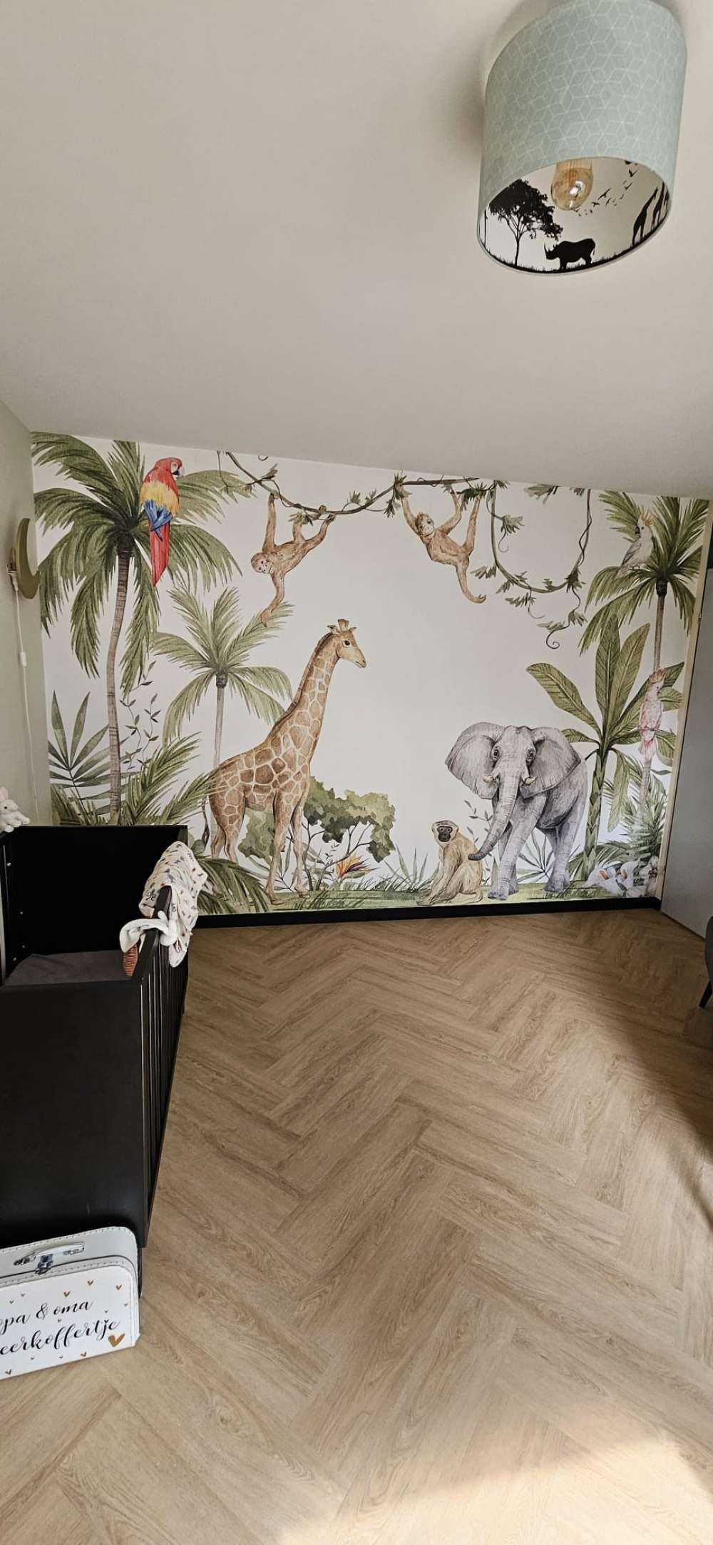 Afrikanische Tiere im Dschungel