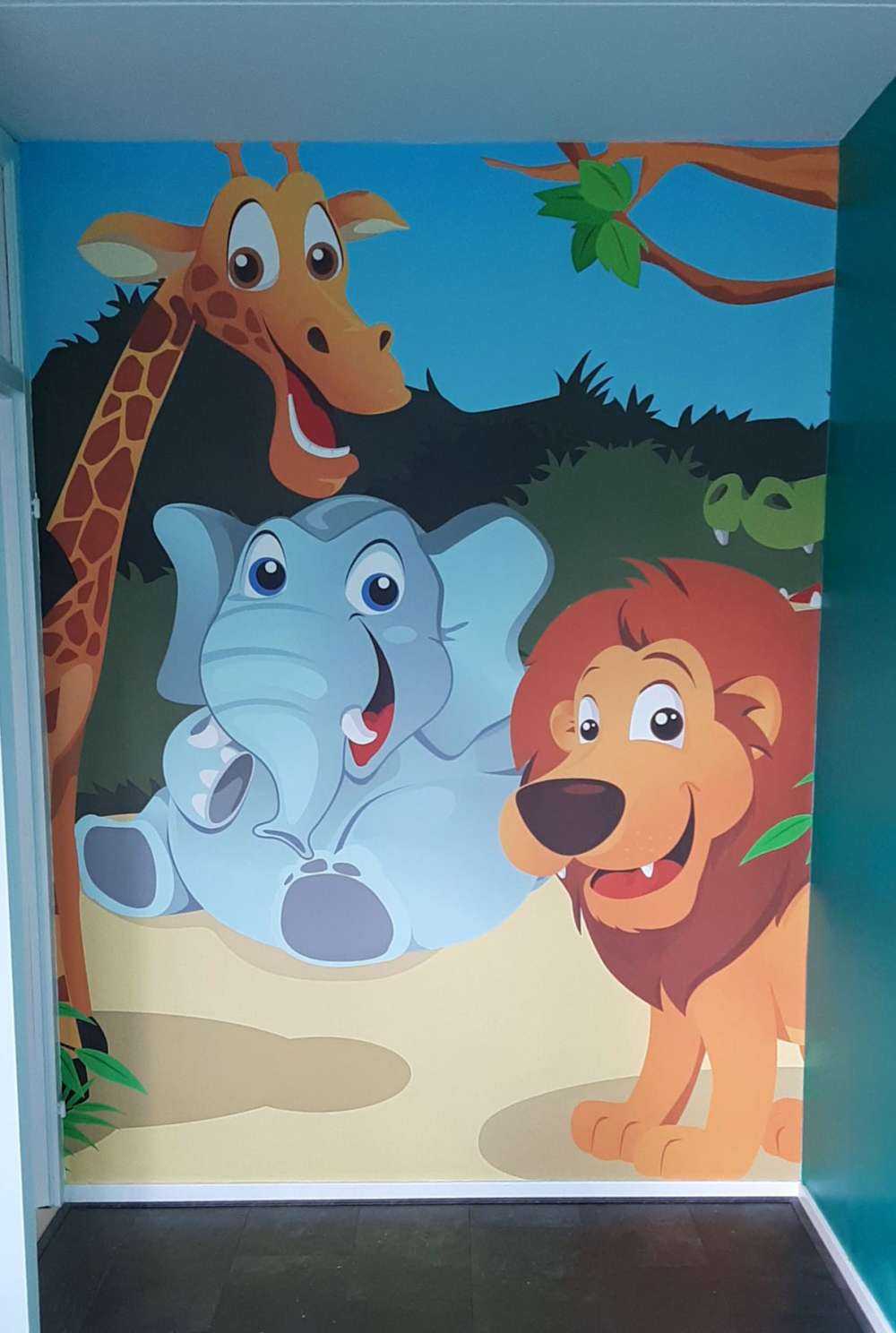 Fröhliche wilde Tiere