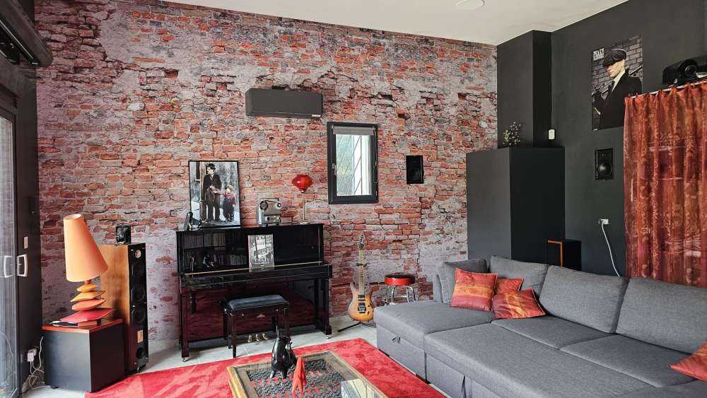 Bröckelnde Backsteinmauer