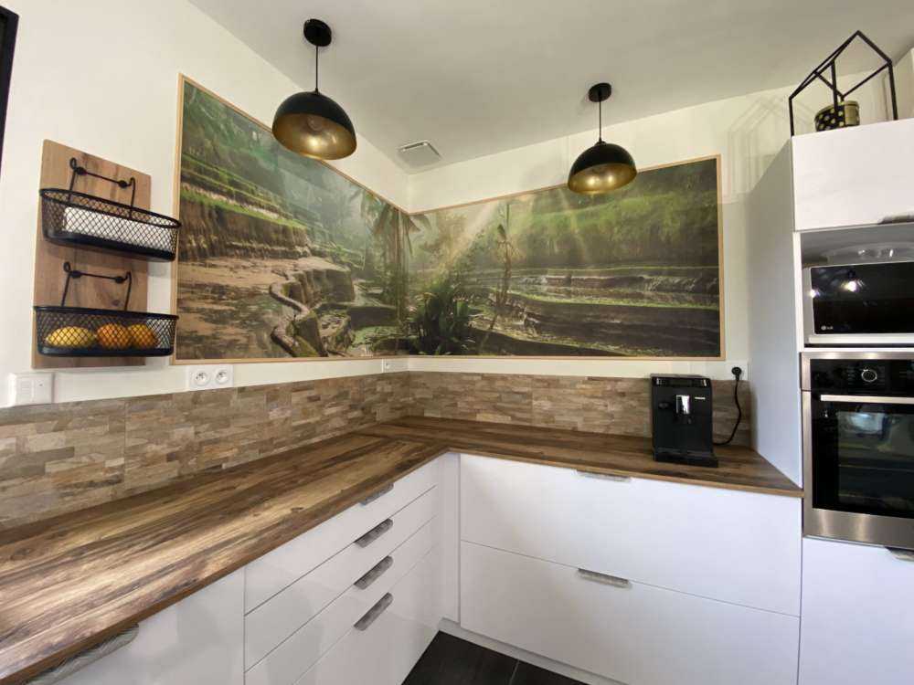 Reisfelder im Dschungel