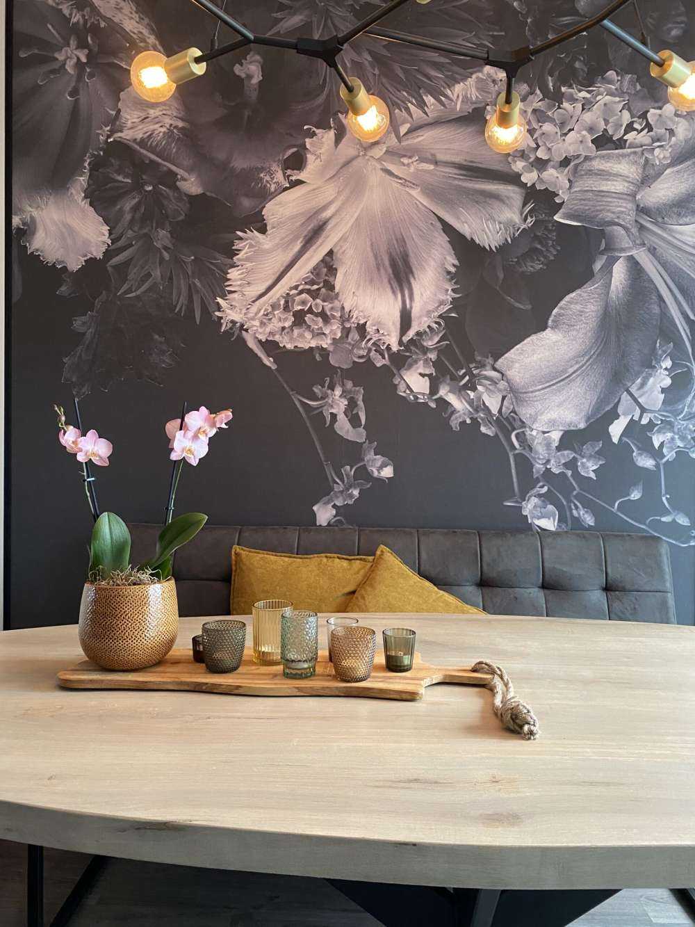 Zusammengesetzte Blumen in Schwarz und Weiß