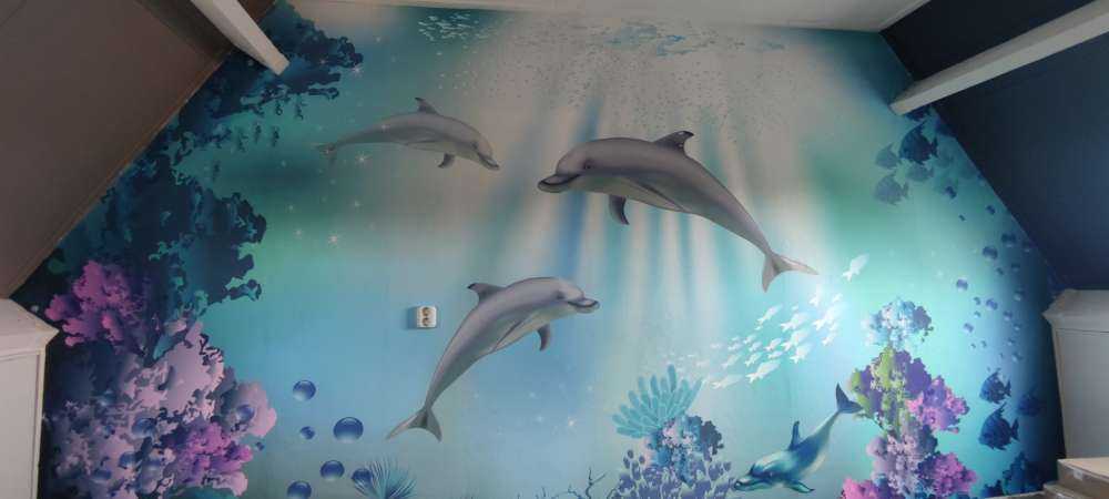 Unterwasserwelt mit Delfinen