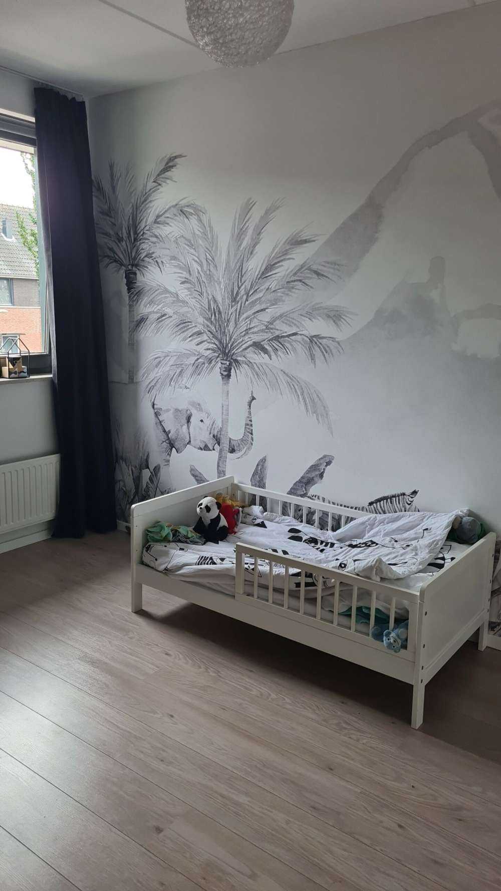 Dschungeltiere in schwarz-weiß