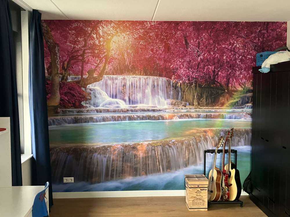 Wasserfall im Dschungel