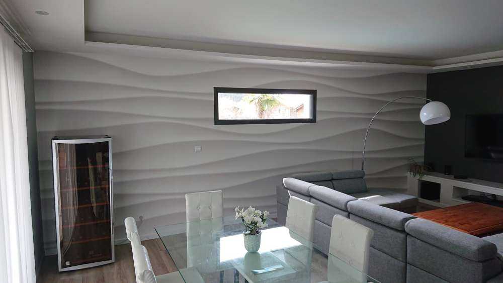 Weiße wellenförmige Struktur