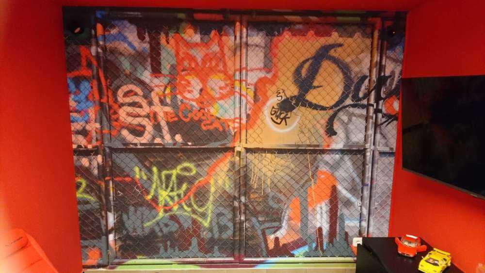 Graffiti auf Stahltüren