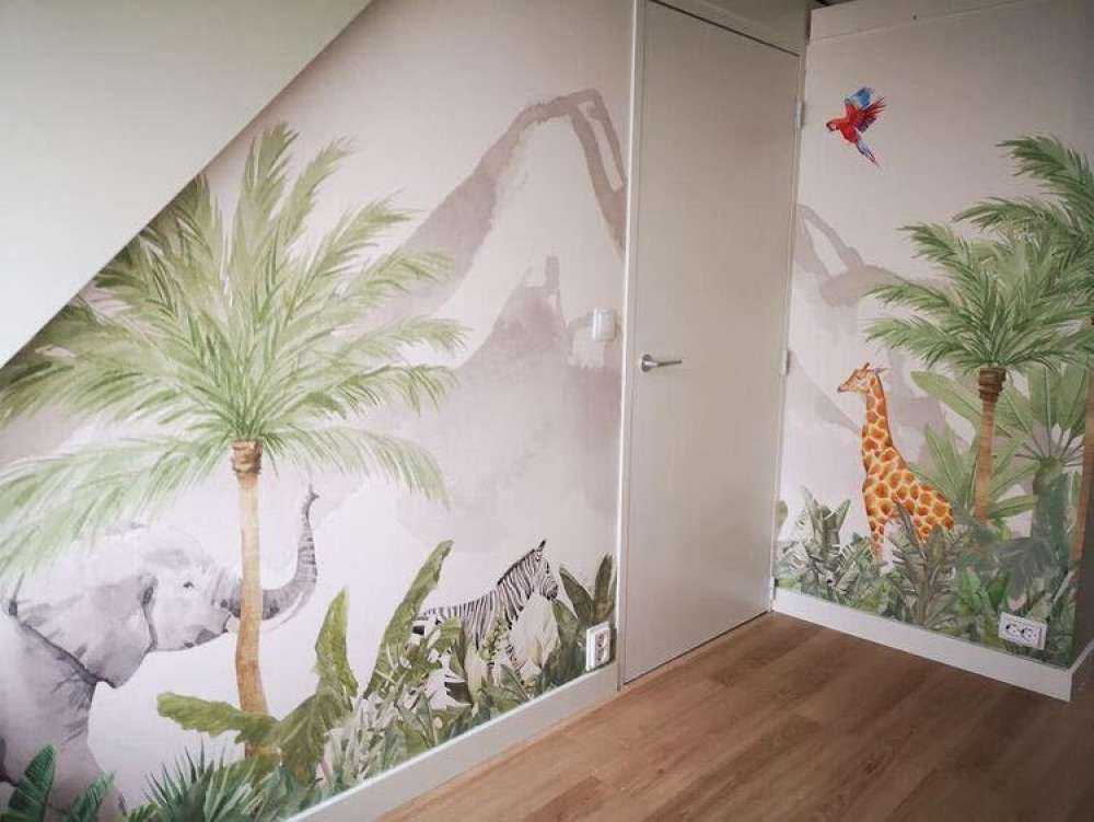 Tiere und Palmen