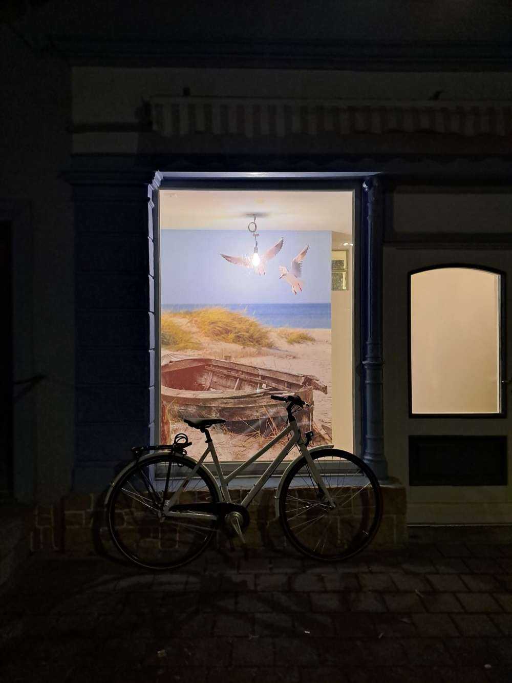 Möven, Strand und Meer