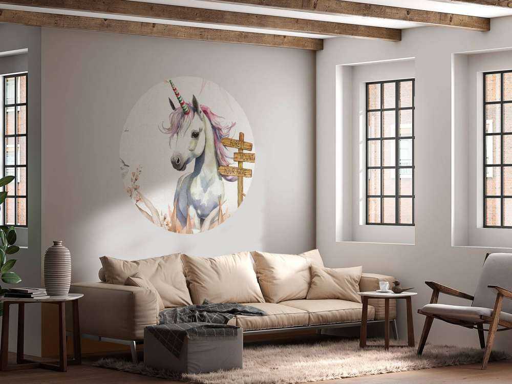 Baby Einhorn mit Pflanzen taupe