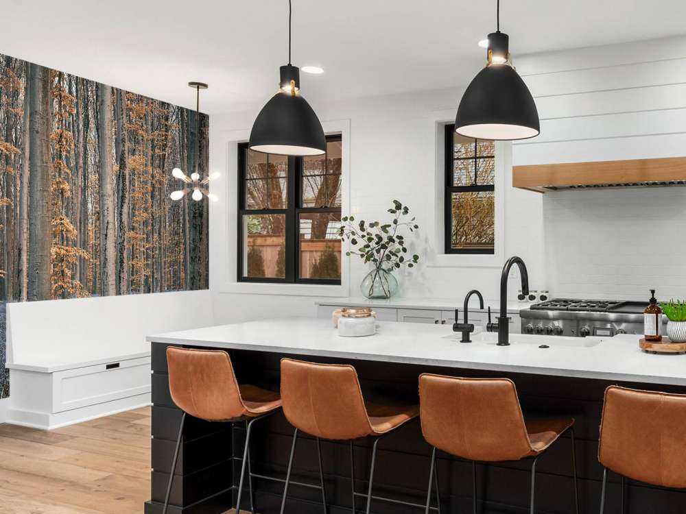 Wald mit pastellfarbenen Tönen