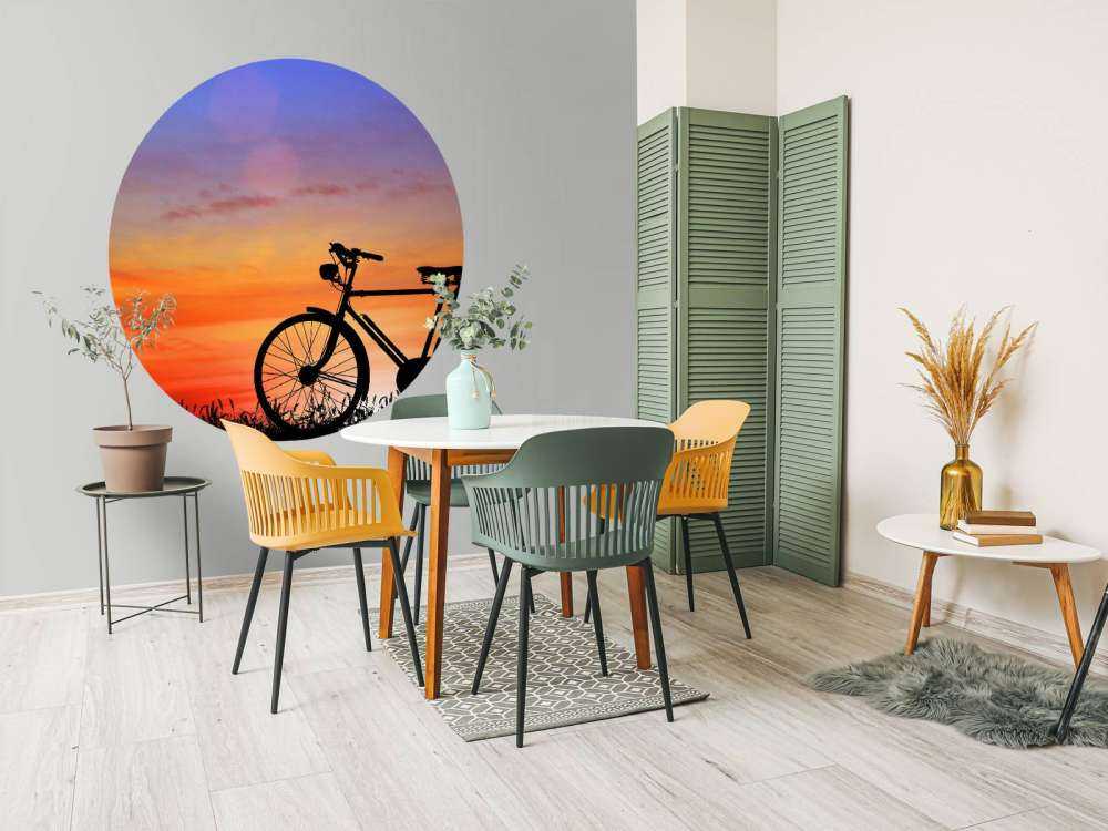Oldtimer-Fahrrad bei Sonnenuntergang