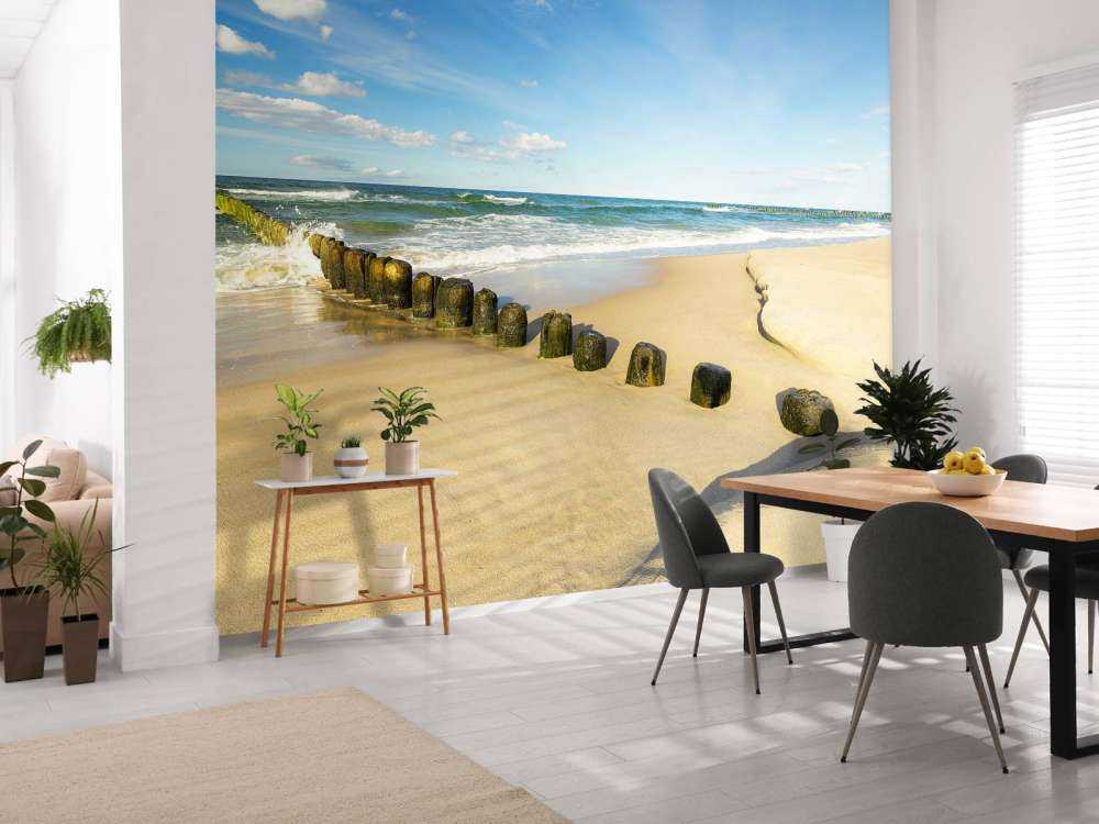 Strand an schönem Tag