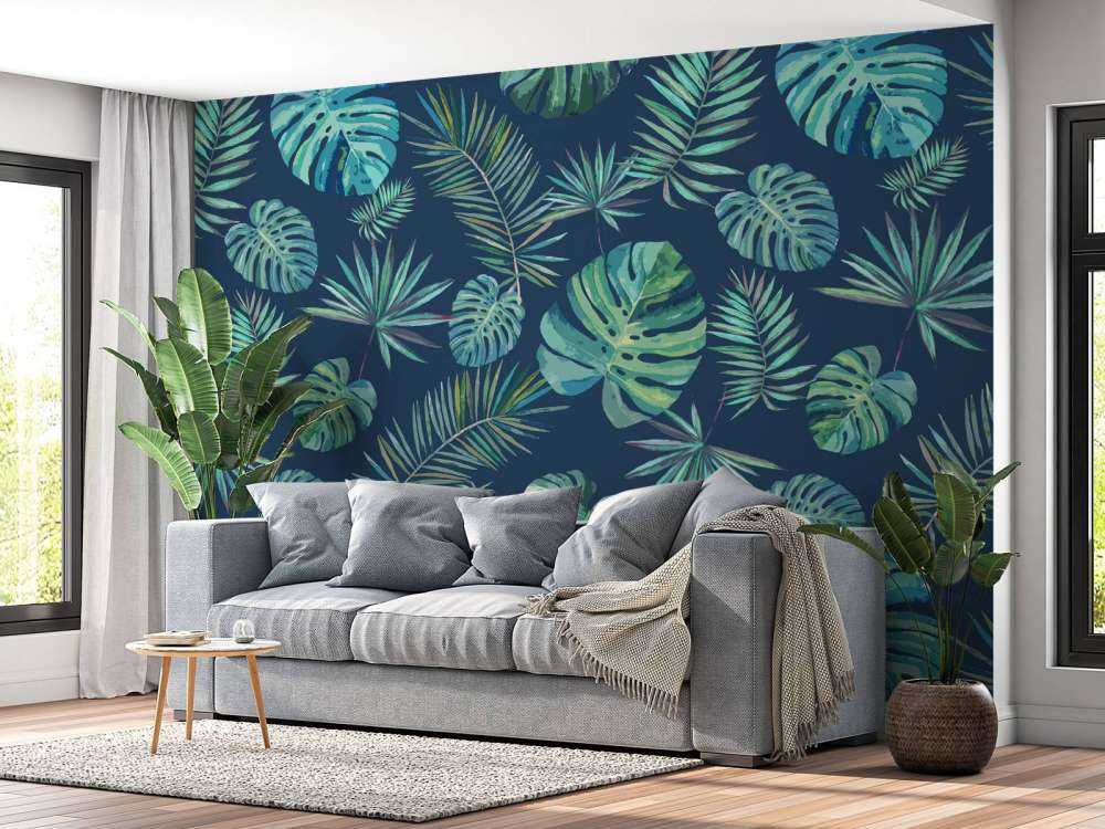 Palmenblätter und Monstera