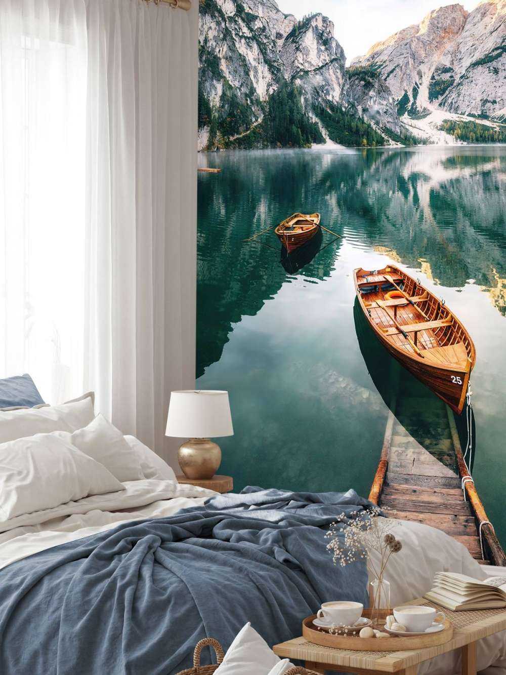 Boote im italienischen See