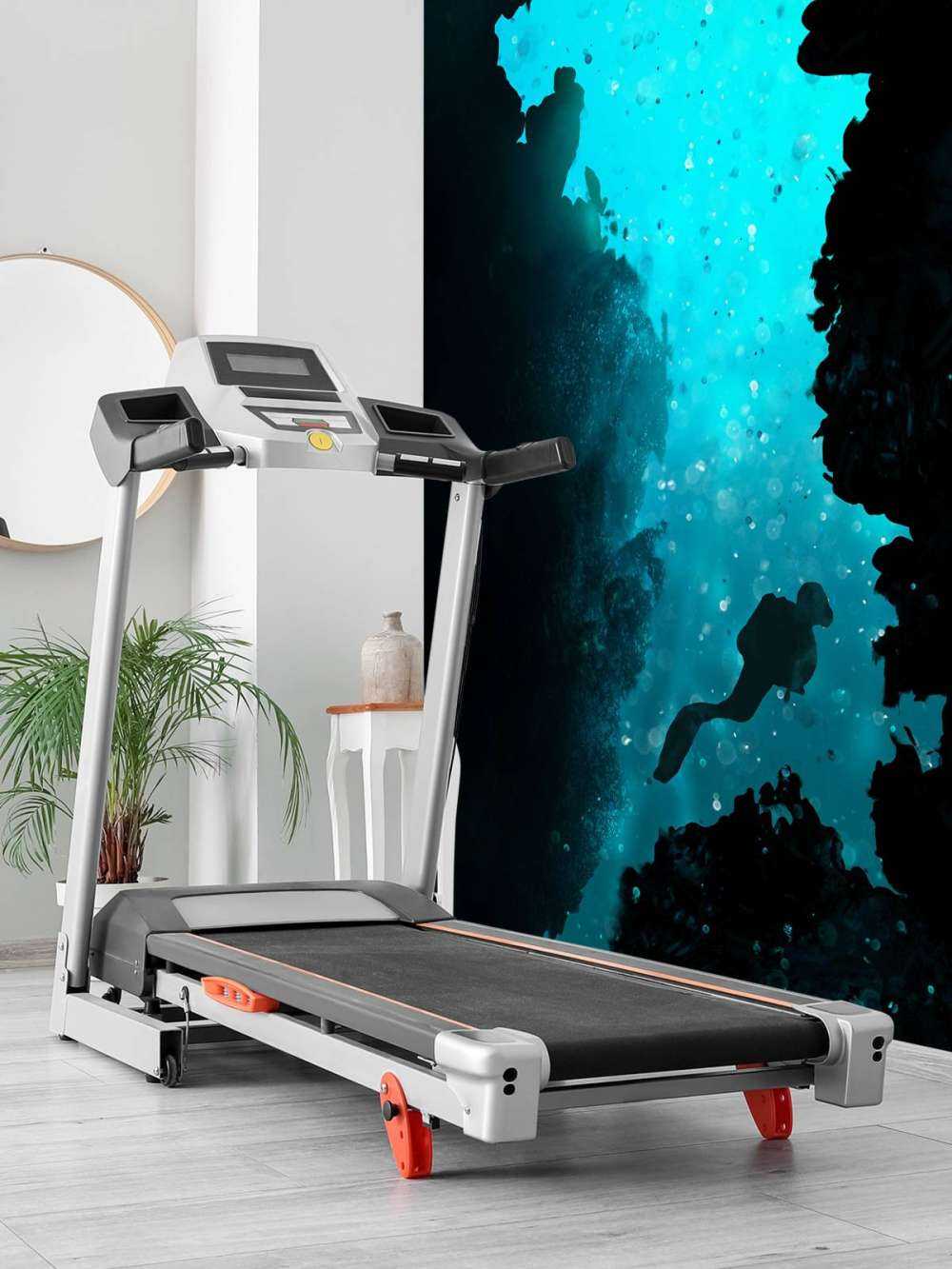 Gerätetaucher in einer Höhle