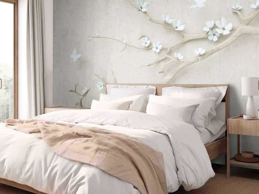 Zweig mit weißen Blumen auf hölzernem Hintergrund