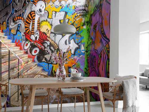 Treppenhaus mit Graffiti