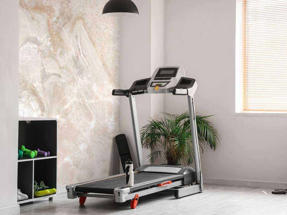 Beigefarbener Marmorstein