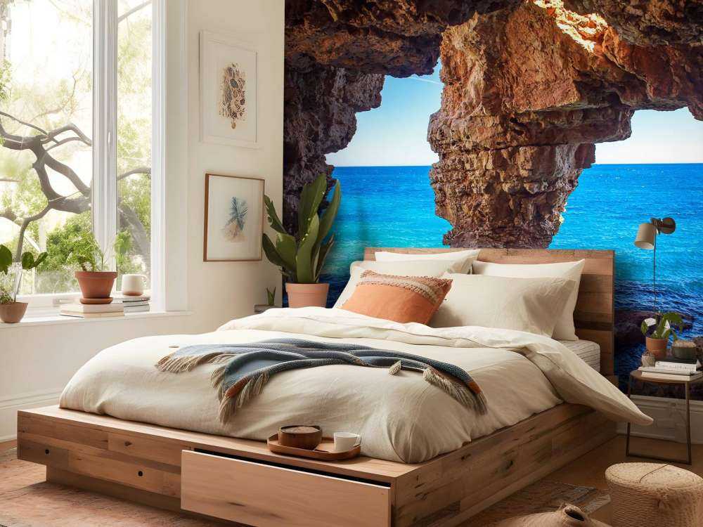 Höhle über dem Meer