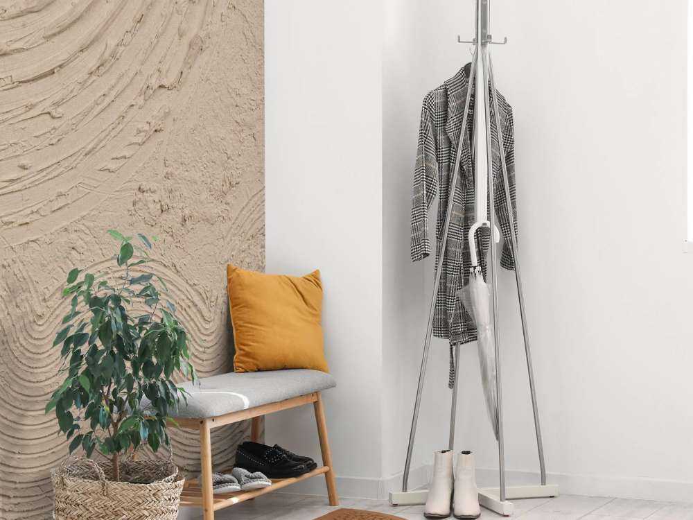 Organische Formen und Linien in Taupe