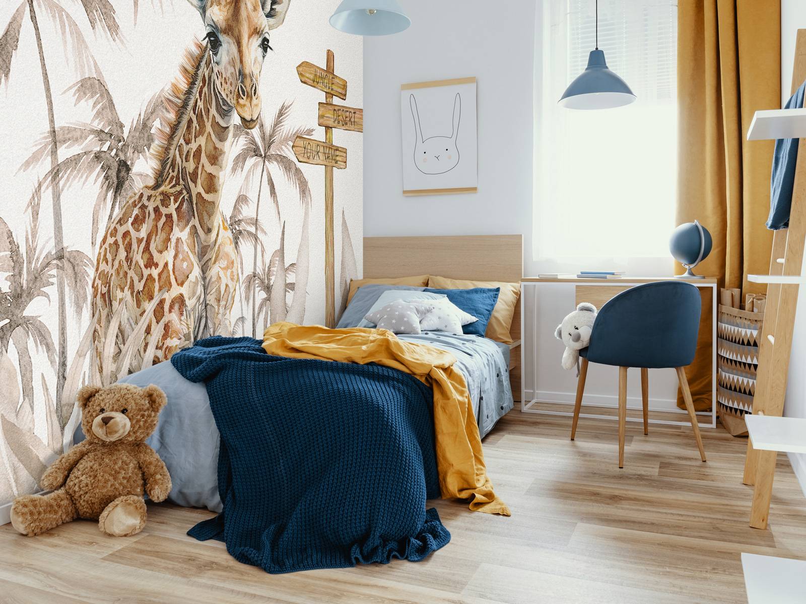 Baby-Giraffe im Dschungel taupe