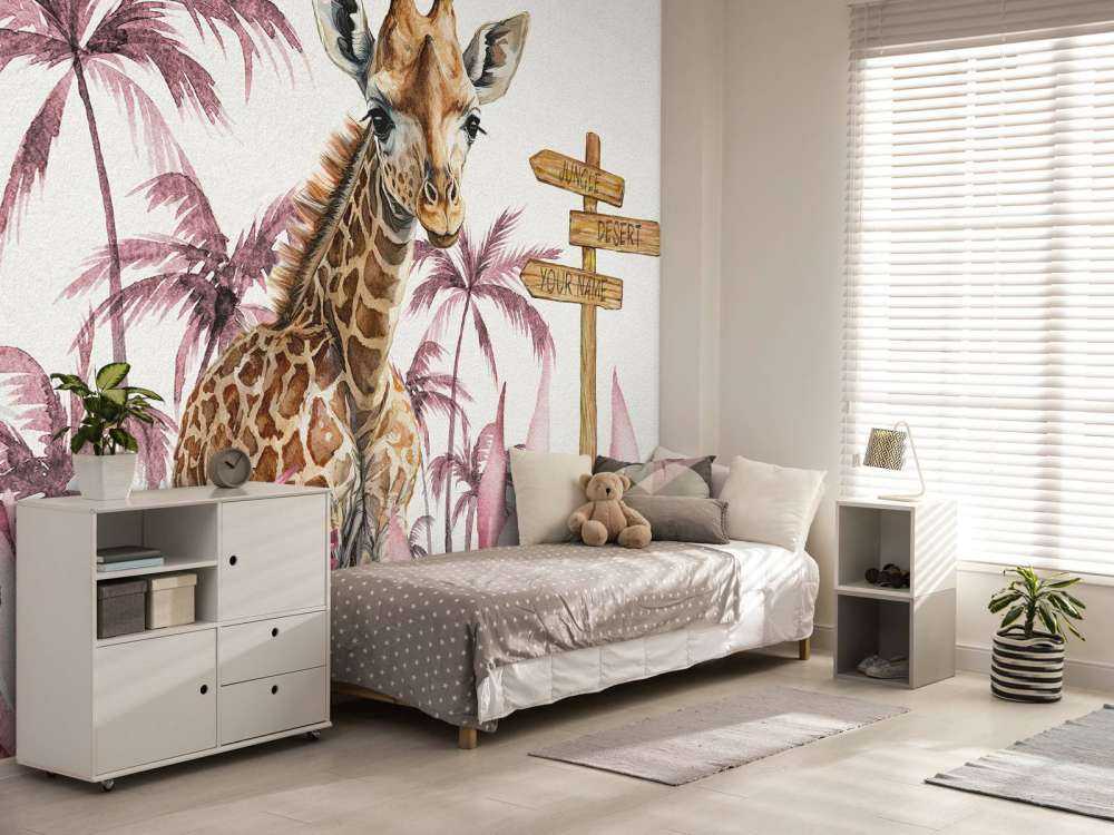 Baby-Giraffe im Dschungel rosa
