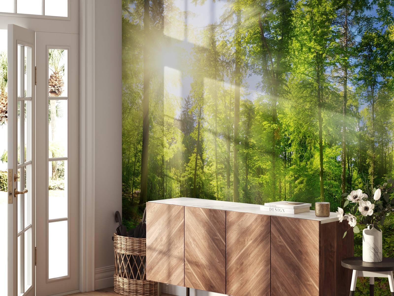 Wald mit Sonnenstrahlen