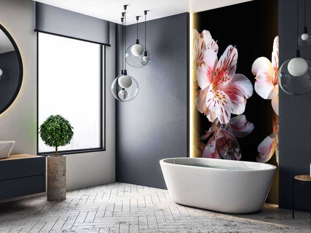 Alstroemeria blüht mit Reflexion