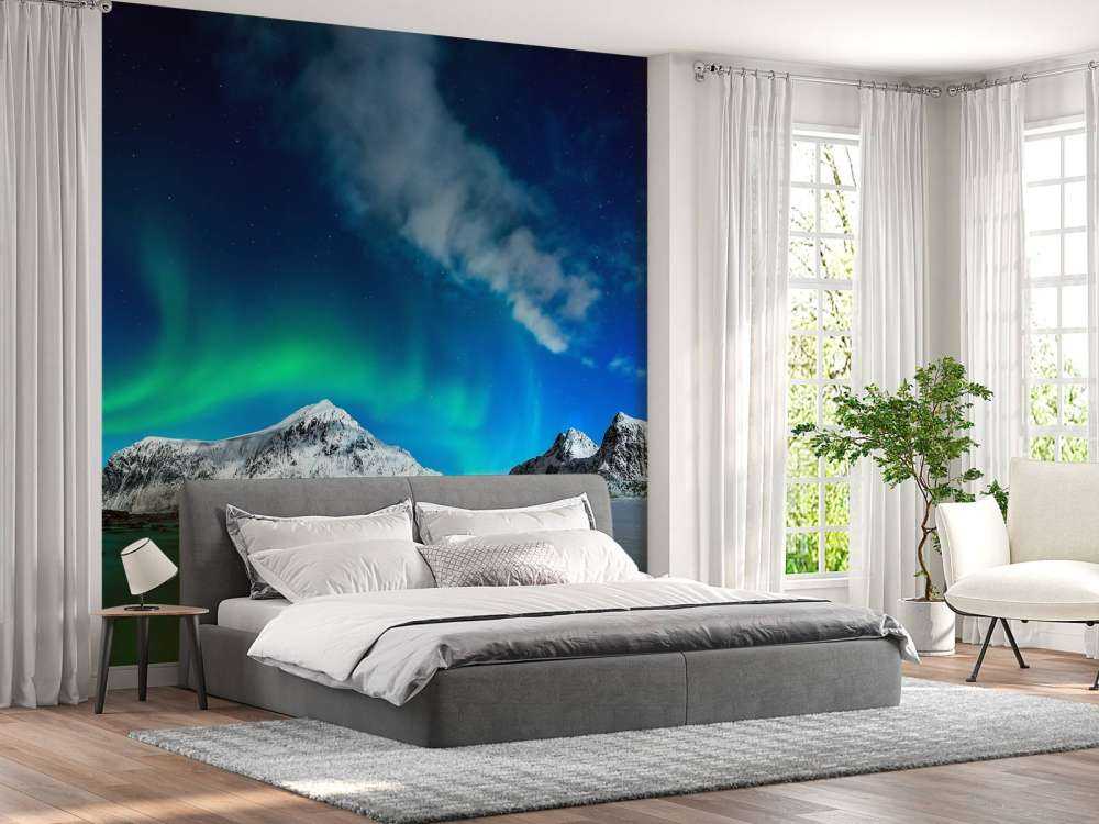 Nordlicht über den Bergen