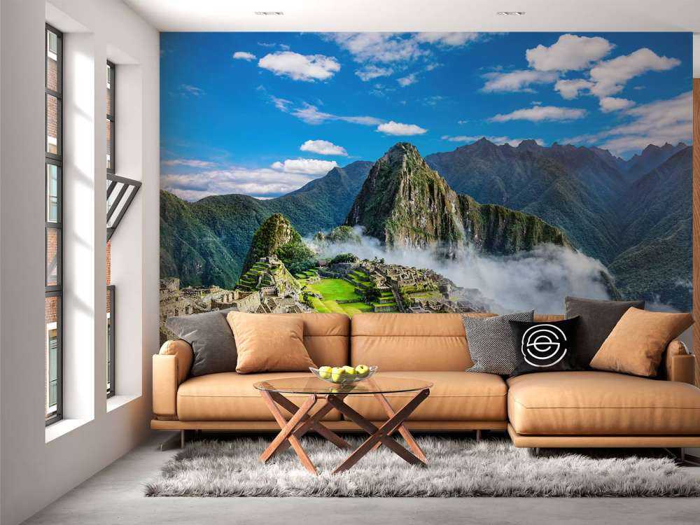 Machu Picchu im Nebel