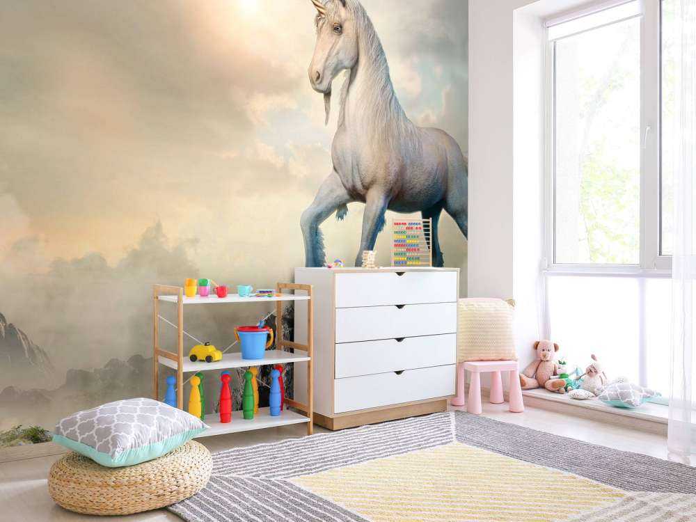 Einhorn auf den Felsen
