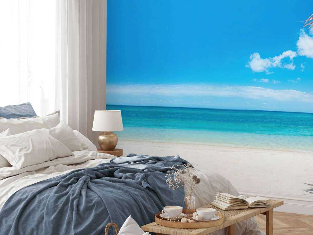 Liegestühle am Strand