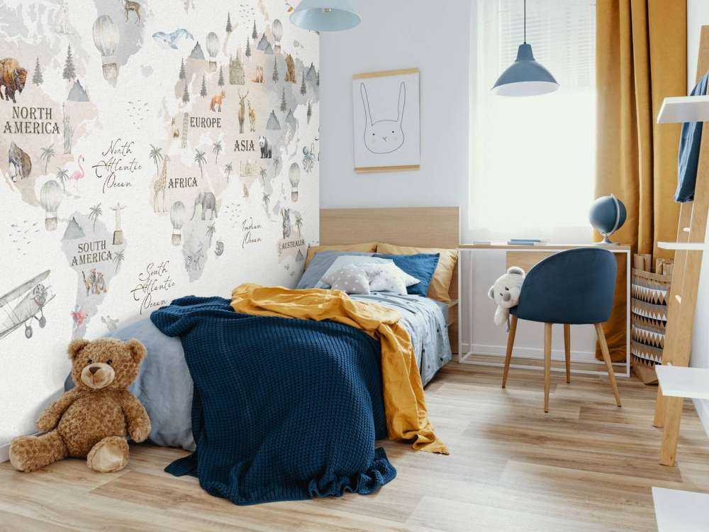 Weltkarte mit verschiedenen Tieren