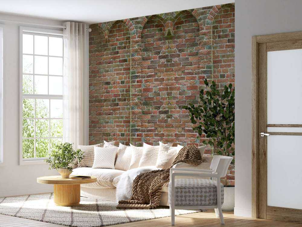 Alte Mauer mit Bögen