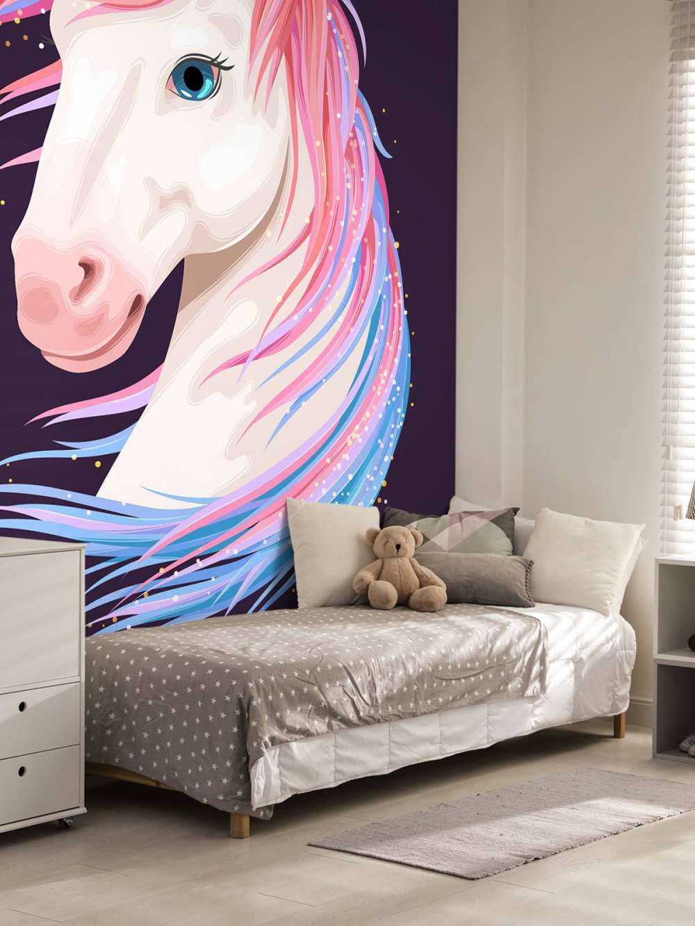 Einhorn mit bunter Mähne
