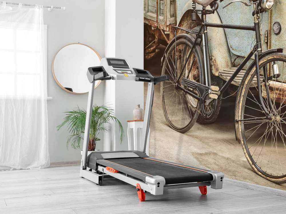 Retro altes Fahrrad mit LKW