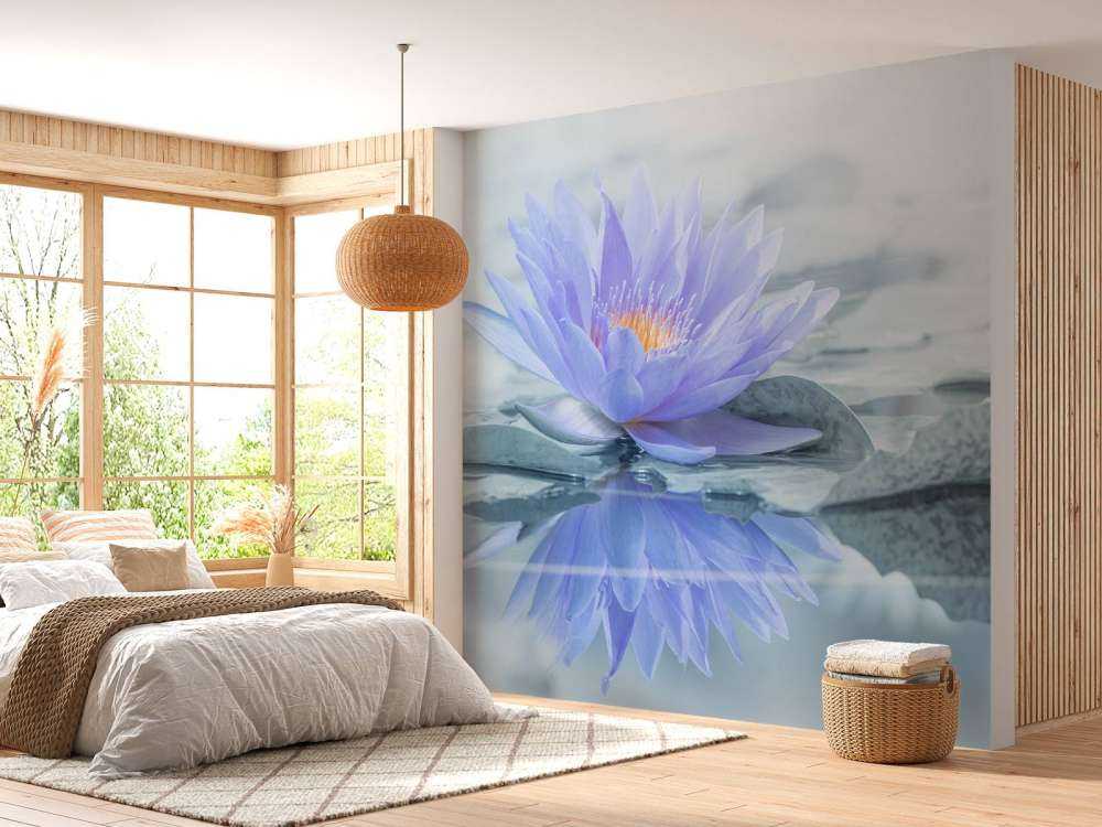 Flower reflection