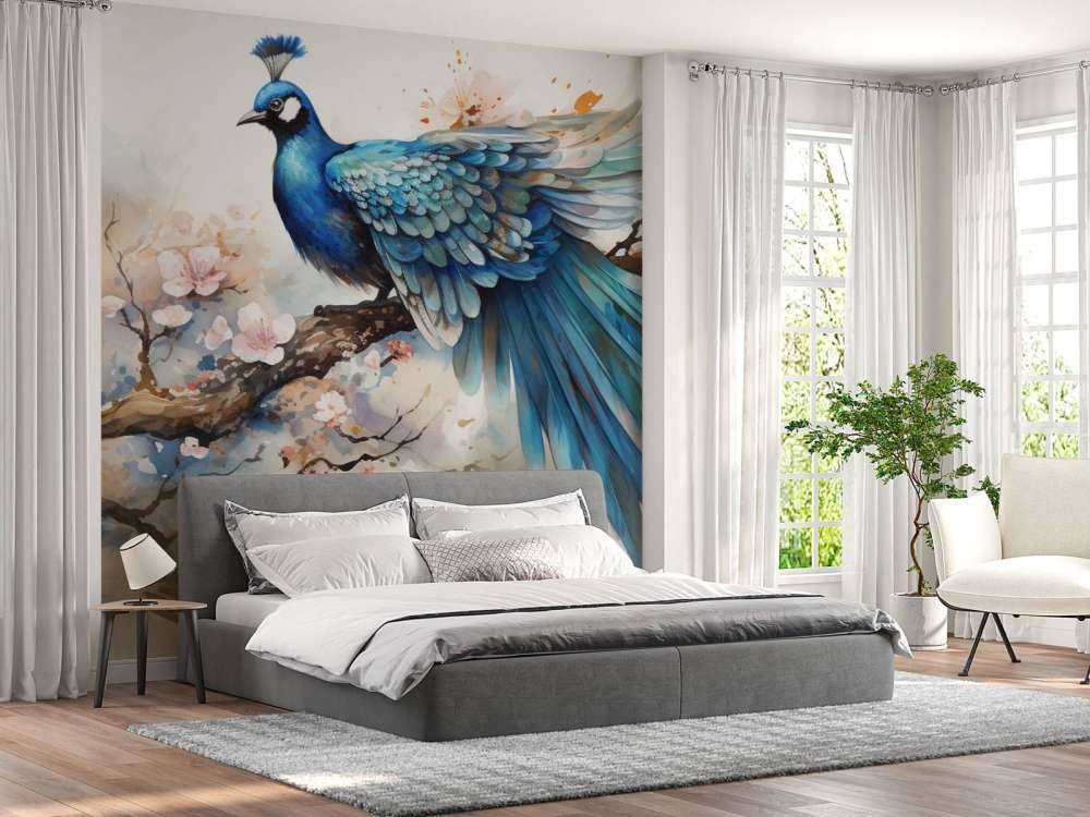 Pfau im Frühlingsnebel