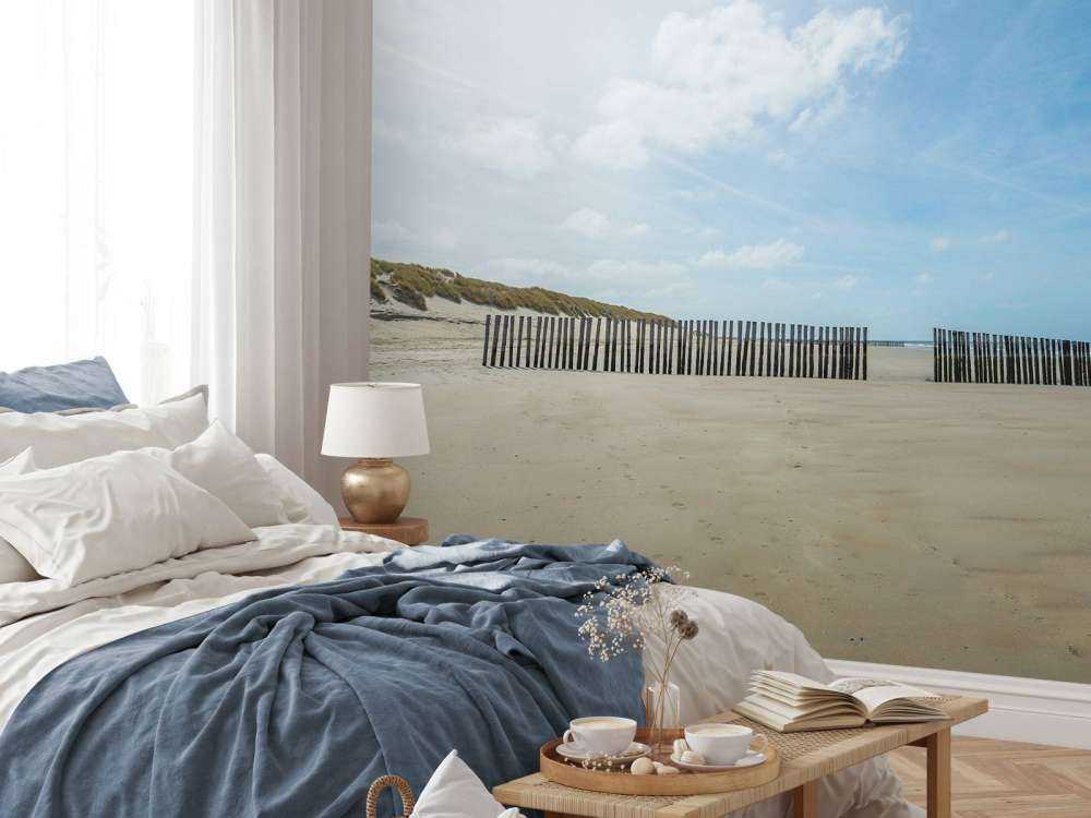Wellenbrecher am Strand