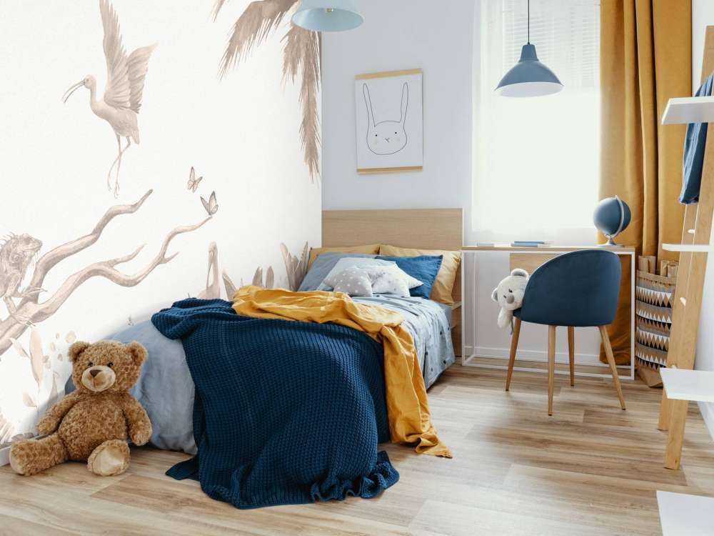 Zweig mit Dschungeltieren in Taupe