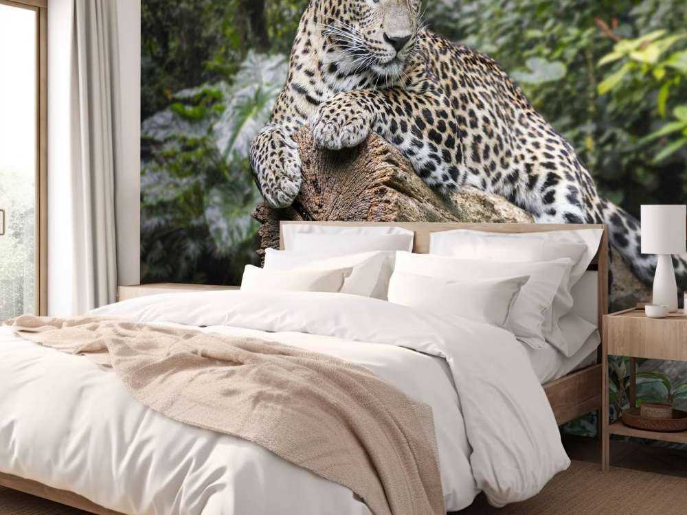 Leopard auf Baum