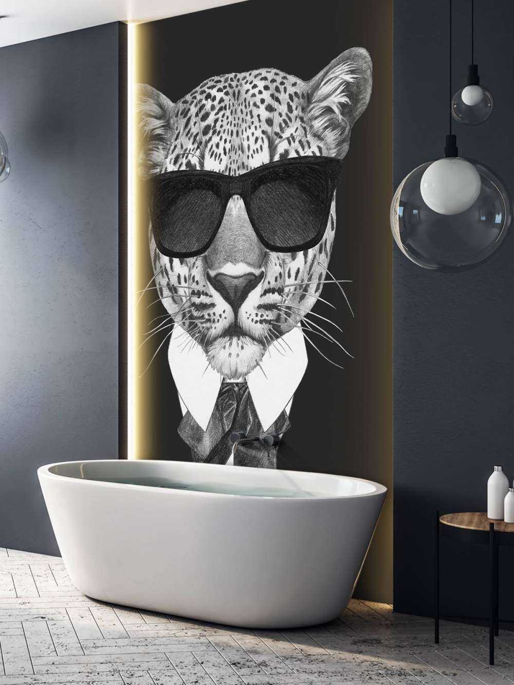 Leopard im Anzug
