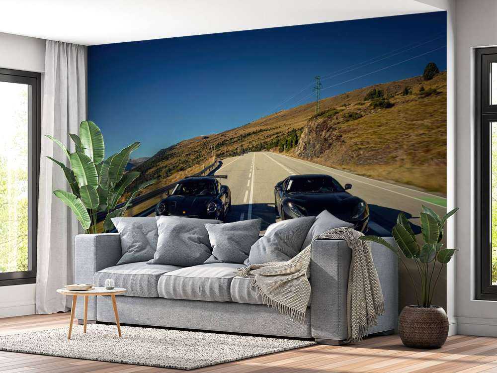 Schwarze Supersportwagen in Bergen