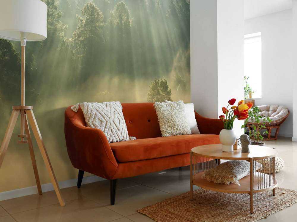 Sonnenaufgang zwischen den Hügeln