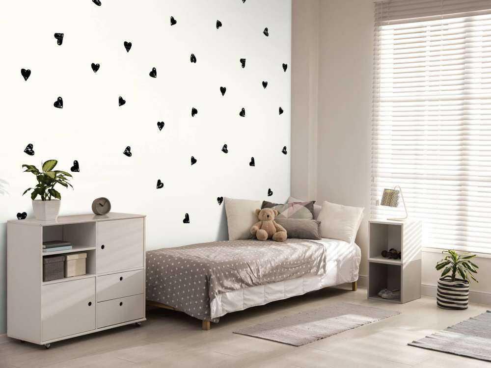 Kleine schwarze Herzen