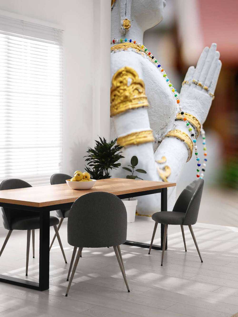 Weißer und goldener Buddha Tempelanlage in Bangkok (Thailand)