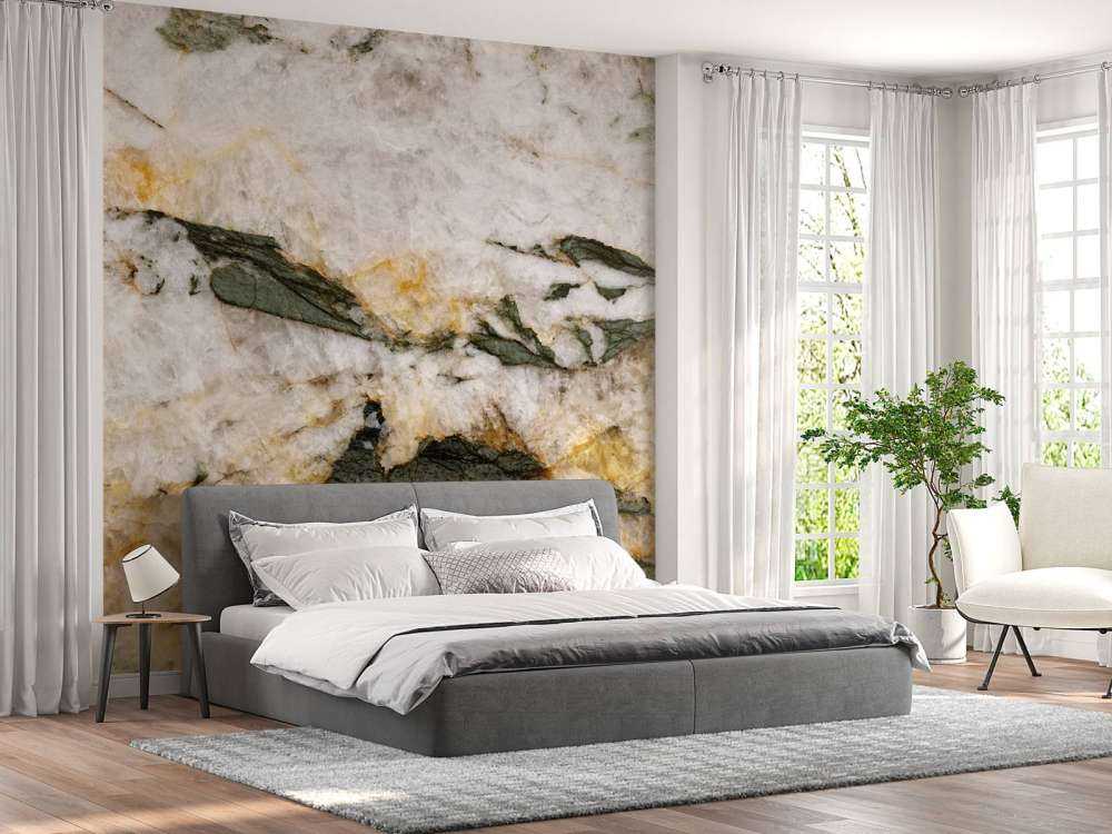 Weißer Marmor mit grünen Elementen